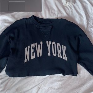 Cropped brandy Melville / john galt sweatshirt